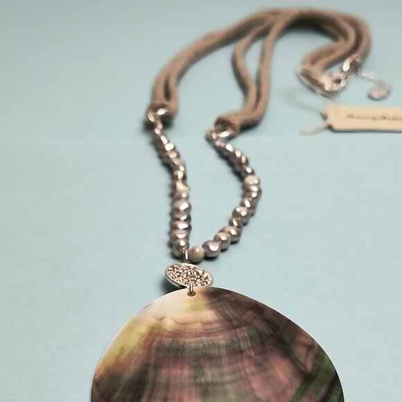 Tommy Bahama Shell Necklace With Beads Freshwater Pearl Multi-Color Reso… - Picture 2 of 11